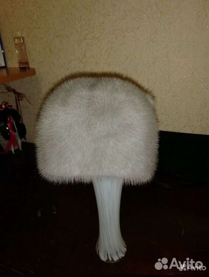 Шапка норковая серебристая