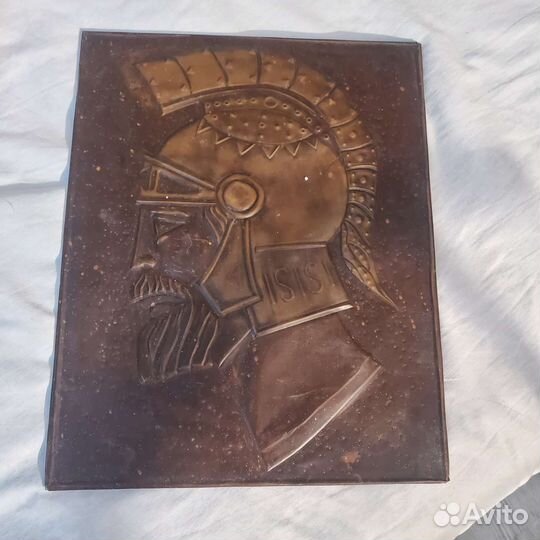 Панно из металла