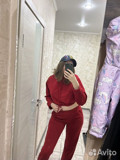 Женский костюм