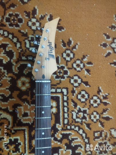 Электрогитара Flight