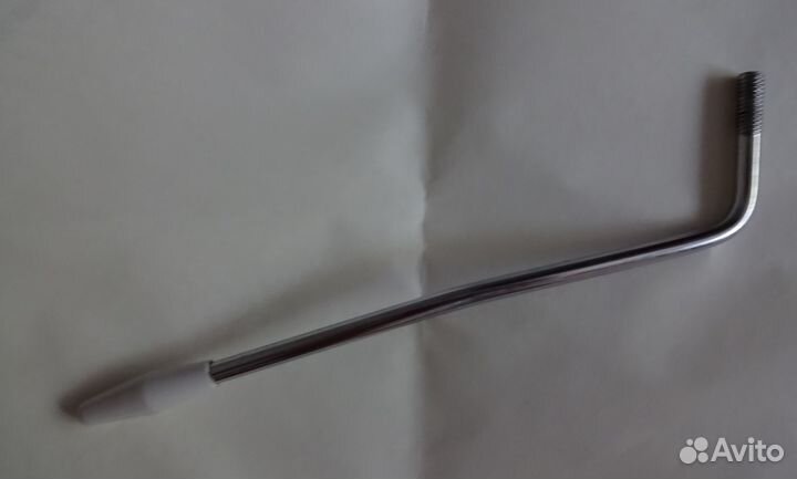 Рычаг тремоло для электрогитары