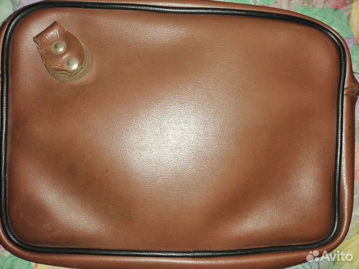 Сумка кожаная СССР и футляр для очков СССР