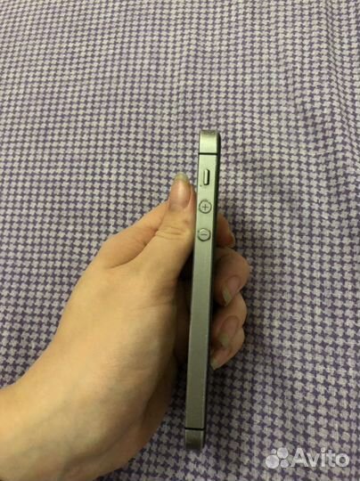 iPhone 5S, 16 ГБ