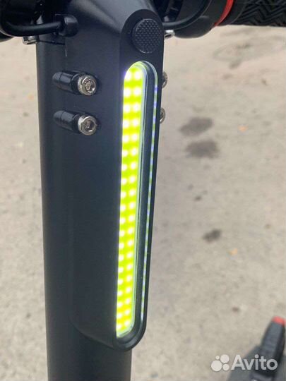 Самокат взрослый электрический