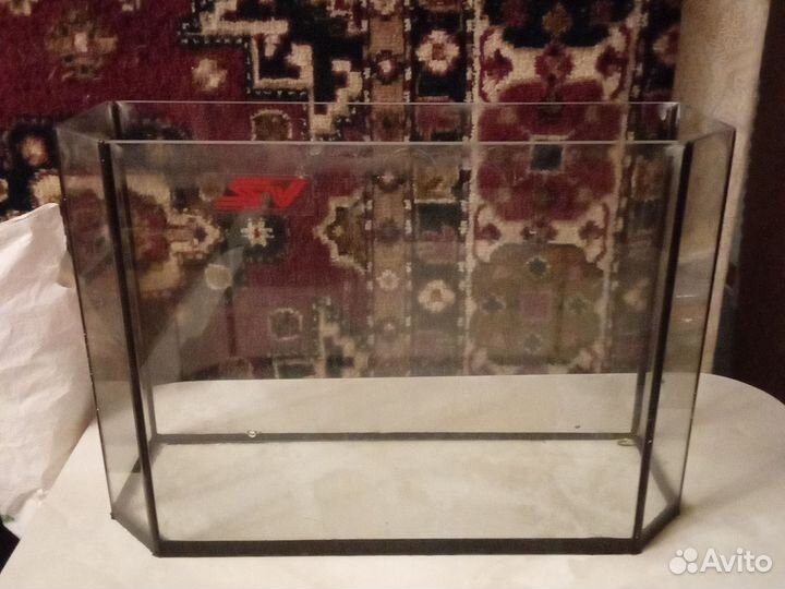 Аквариум с крышкой без лампы