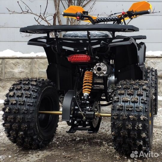 Квадроцикл Avantis Hunter 8 черно-желтый Витрина