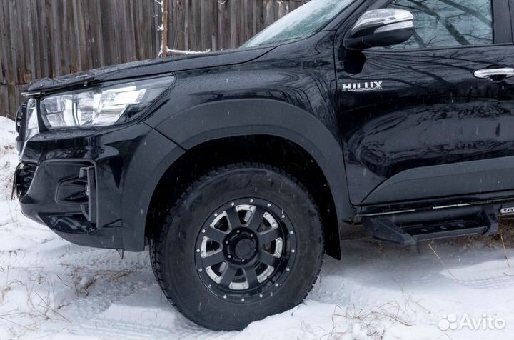 Расширители Toyota Hilux 2018-2020