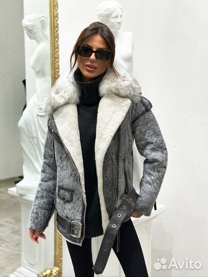 Серая дубленка авиатор воротник мех песца 44