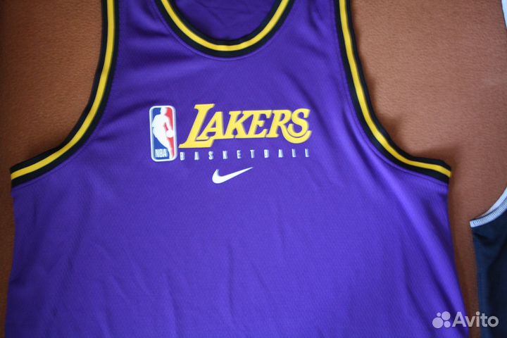 Спортивные баскетбольные майки