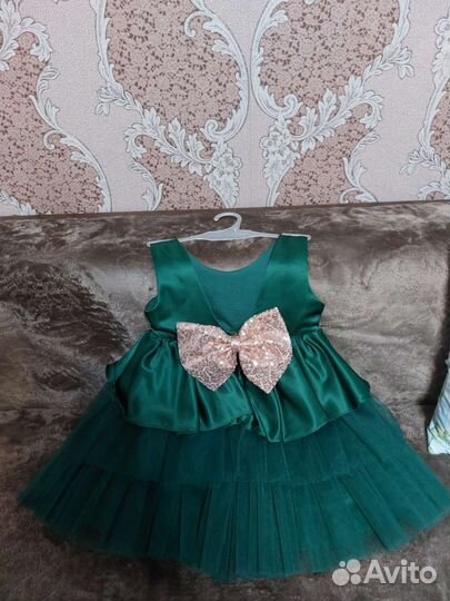 Платье для девочки праздничное 86р/р