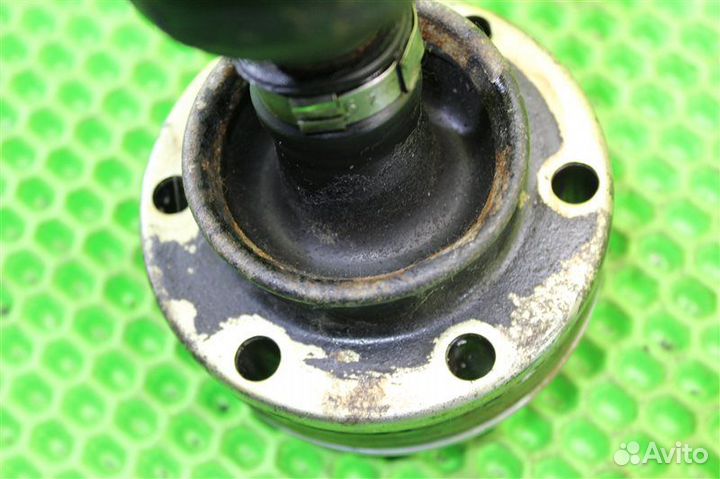 Карданный вал передний Suzuki Grand Vitara TD54W