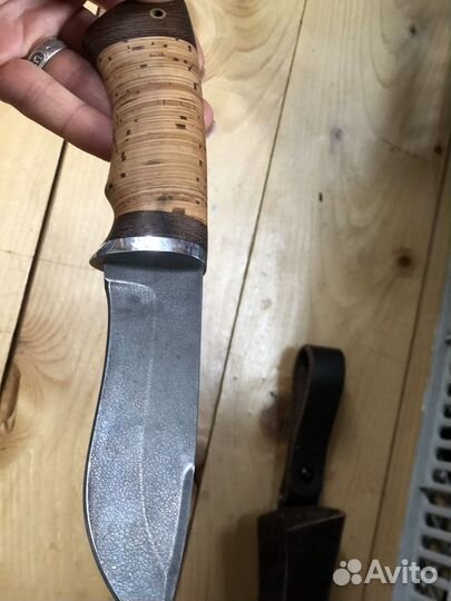 Нож и ножны