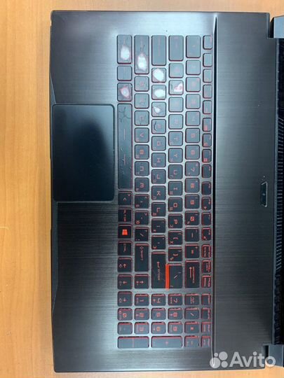 MSI/i7 8750/16GB/GTX1050TiMax-Q/1000GB/17.3 IPS