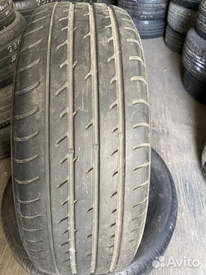 Toyo Proxes T1 Sport SUV 235/65 R17 104W