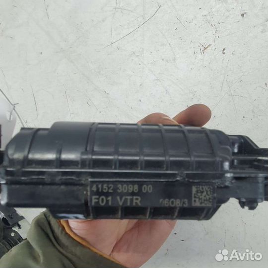 Замок двери передней правой BMW 7 F01/F02 2009г. 4