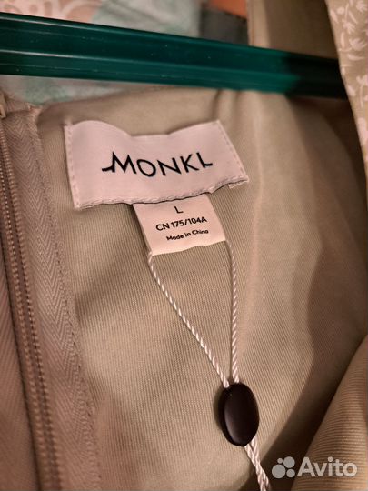 Платье Monki