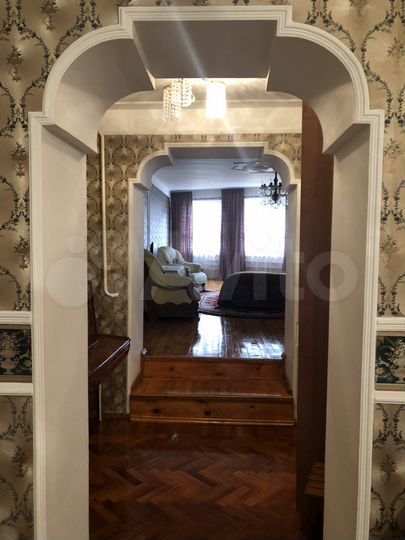 Своб. планировка, 120 м², 2/9 эт.