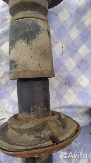 Передний амортизатор Ауди а6с5