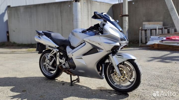 Honda VFR800