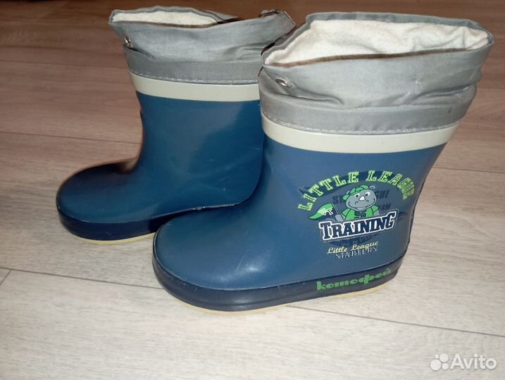 Обувь на мальчика пакетом 23