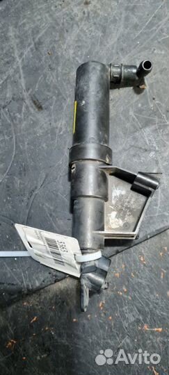 Форсунка омывателя фар Volvo V50