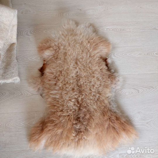 Овечьи шкуры(много)