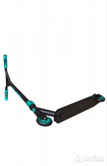 Трюковой самокат-снегокат