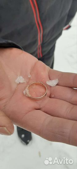 Поиск потерянных вещей в снегу, в траве и тд