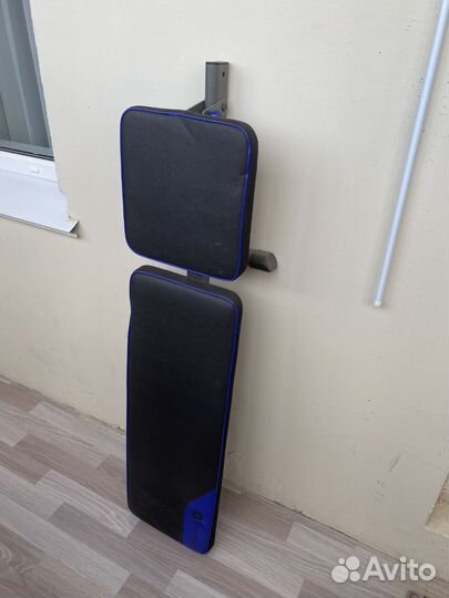 Скамья для жима лежа со стойкой и штангой