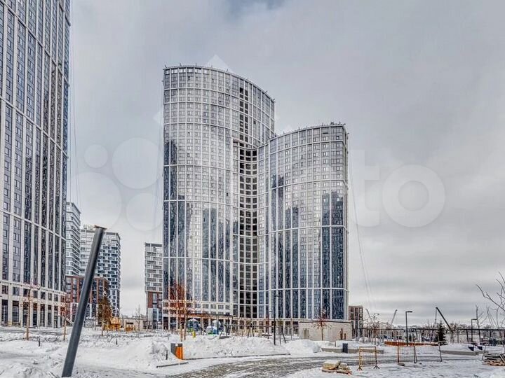 7-к. квартира, 68 м², 3/35 эт.