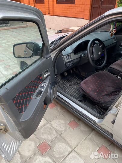 LADA Priora 1.6 МТ, 2010, 200 000 км