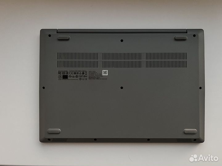 Абсолютно новый ноутбук