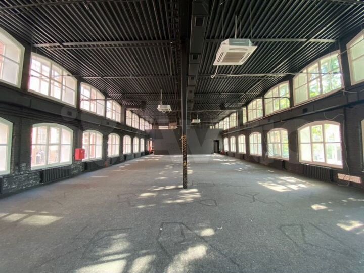 Здание 1433.4 м² на Рочдельской