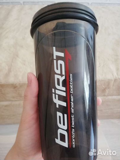 Черная спортивная бутылка для воды be first 0,7л