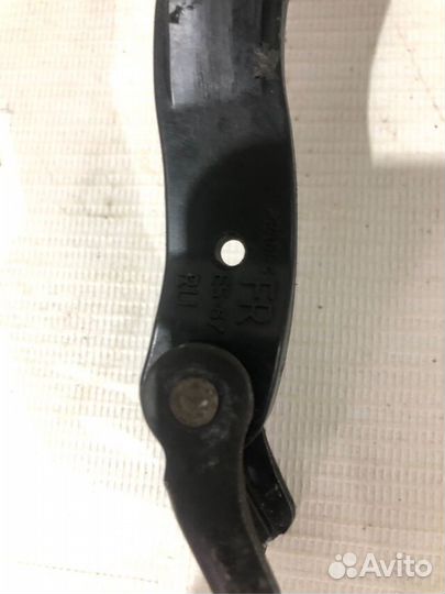 Ограничитель двери передний левый ваз (LADA) vesta