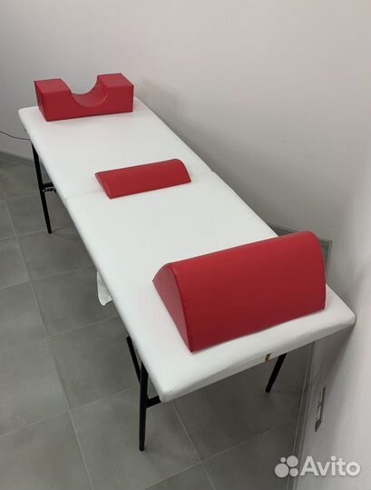 Массажный стол