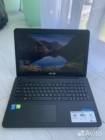 Ноутбук asus