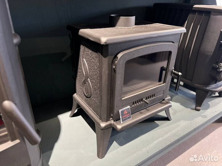 Печь камин из чугуна