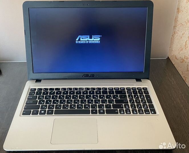 Универсальный и быстрый ноутбук asus X540L