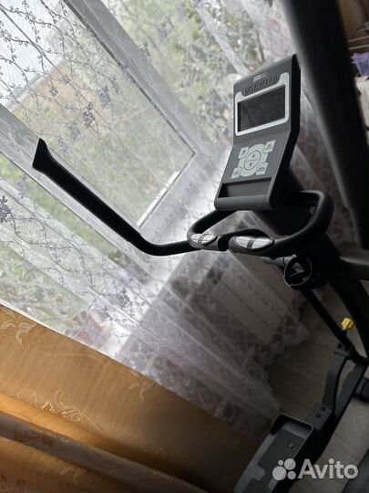 Эллиптический тренажер