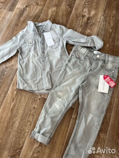 Джинсовая рубашка и джинсы фирмы reserved