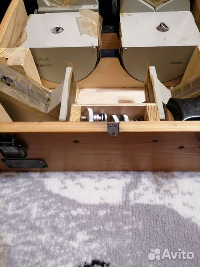 Опоры призматические к микроскопу