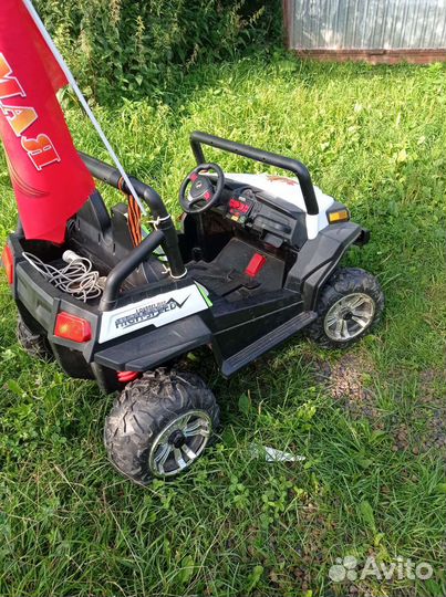 Детский электромобиль бу