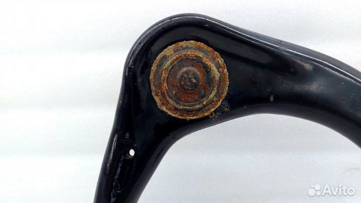 Рычаг подвески передний левый Toyota Land Cruiser