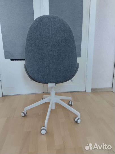 Компьютерное кресло икеа хаттефьелль