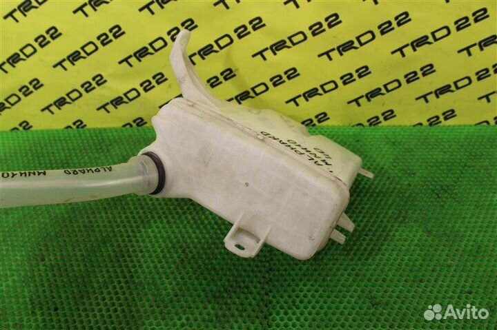 Бачок омывателя Toyota Alphard MNH10 1mzfe