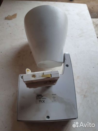 Светильник трековый металлогалогенный