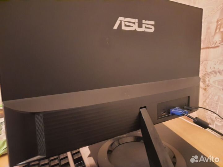 Монитор Asus 24