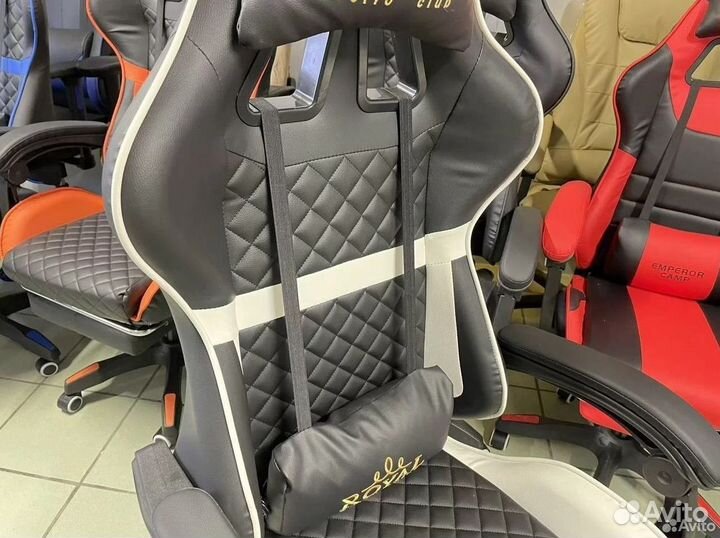 Компьютерное игровое кресло геймерское с массажем