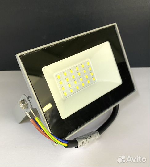 Прожектор светодиодный